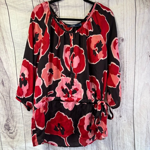 Eloquii floral Red and Pink Tie Front Tunic with 3/4 Sleeves 16W - Picture 1 of 7